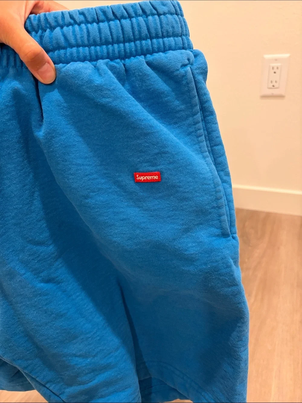 Supreme Blue Men's Elastic-Waist Casual Shorts